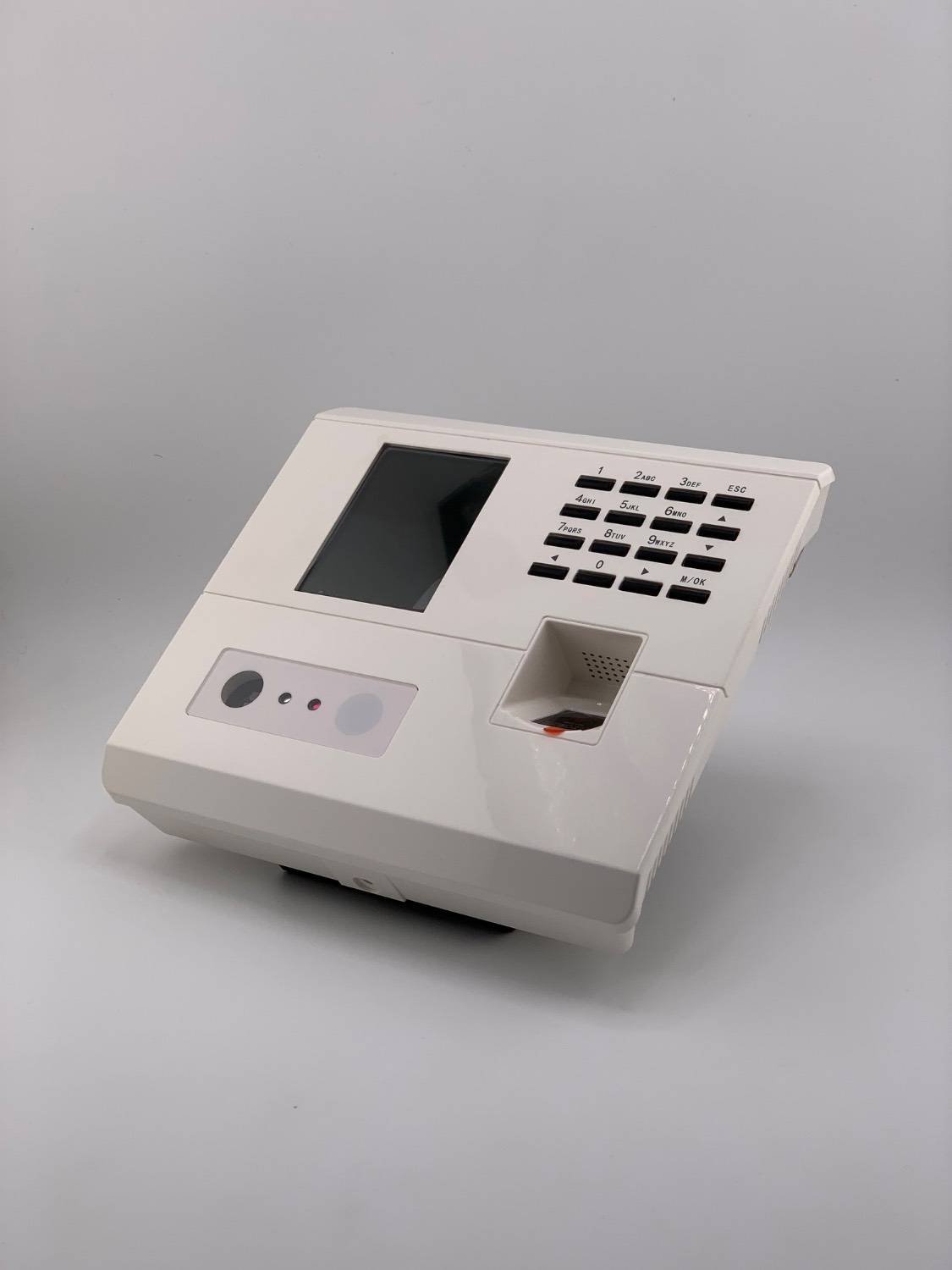 دستگاه حضور و غیاب اثر انگشت/چهره/کارت مدل T98761 برند ZKTeco